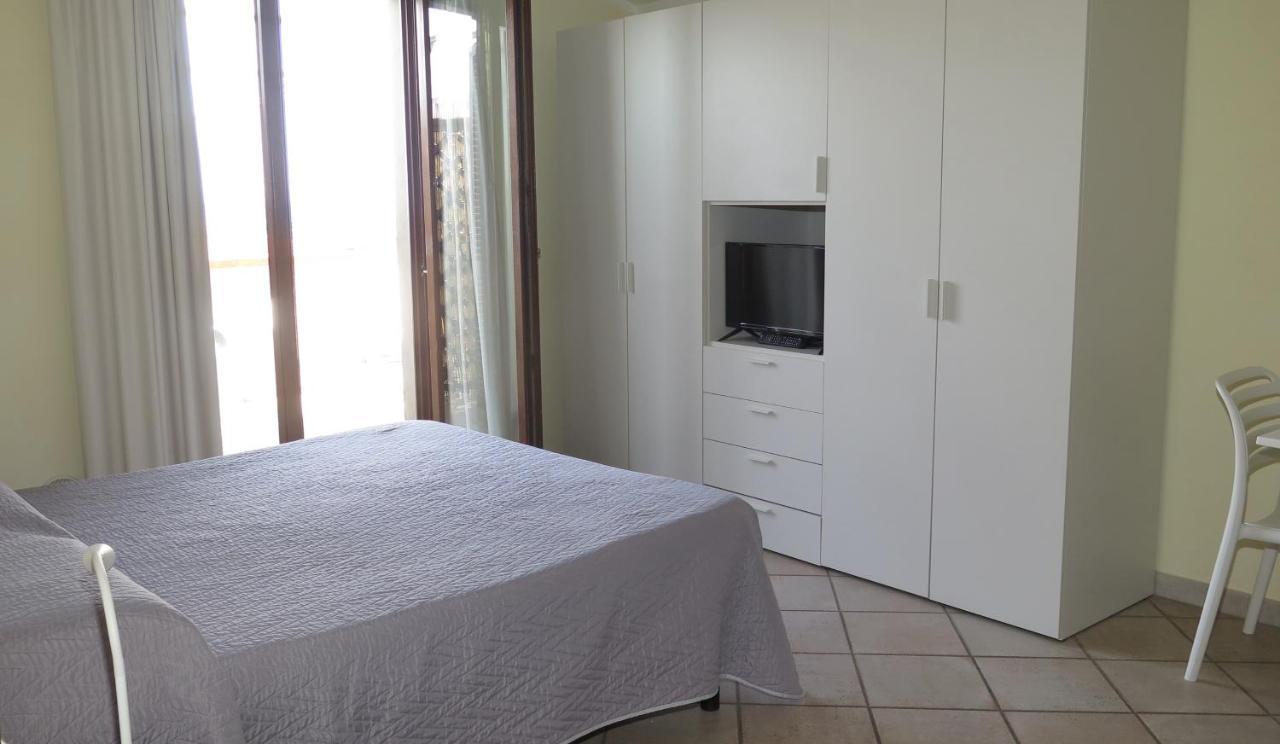 Residenza Turistico Alberghiera Corallo Castiglione della Pescaia Eksteriør bilde